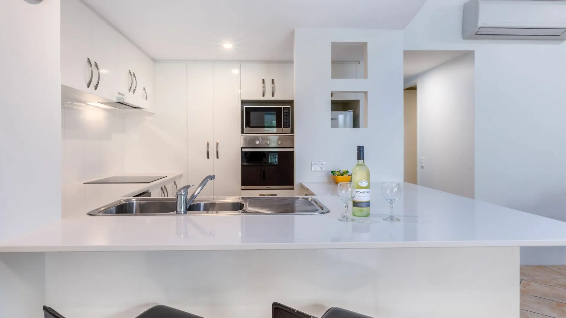 Coastal Serenity Trinity Beach Apartment