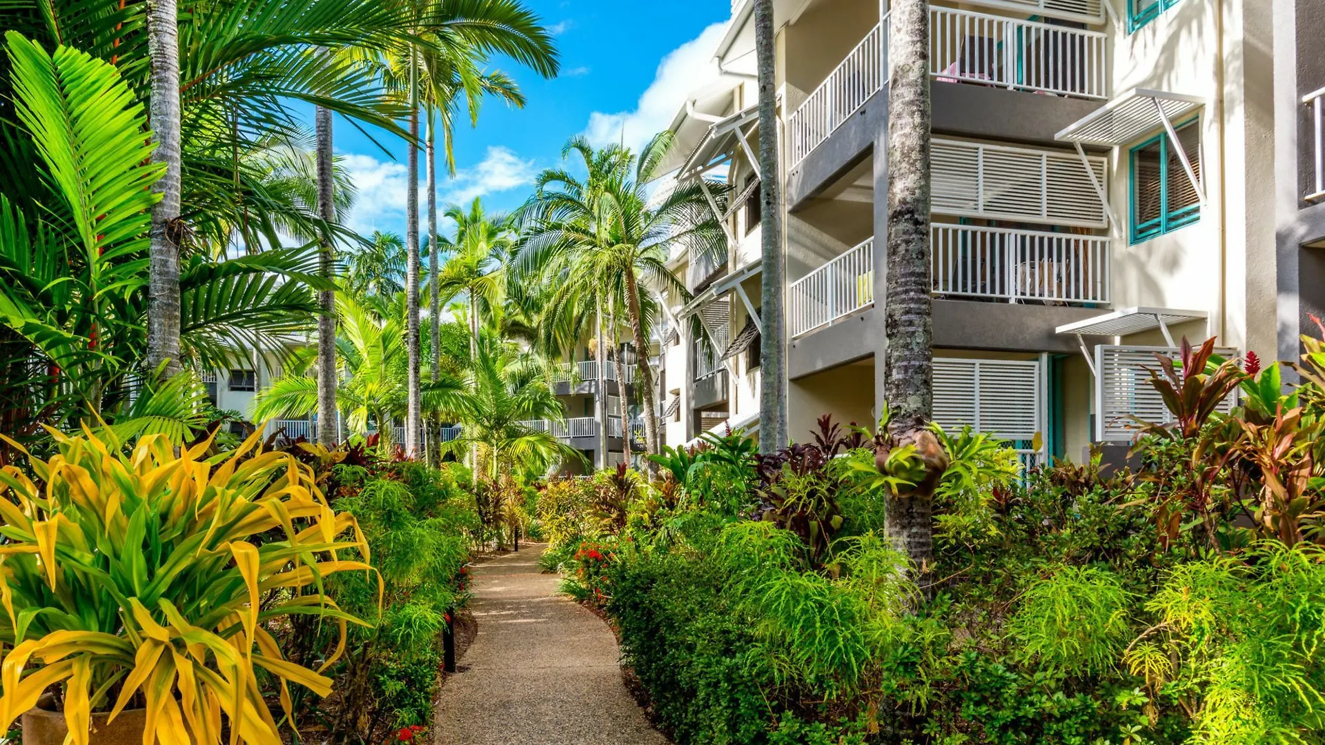 Apartment Coastal Serenity Trinity Beach